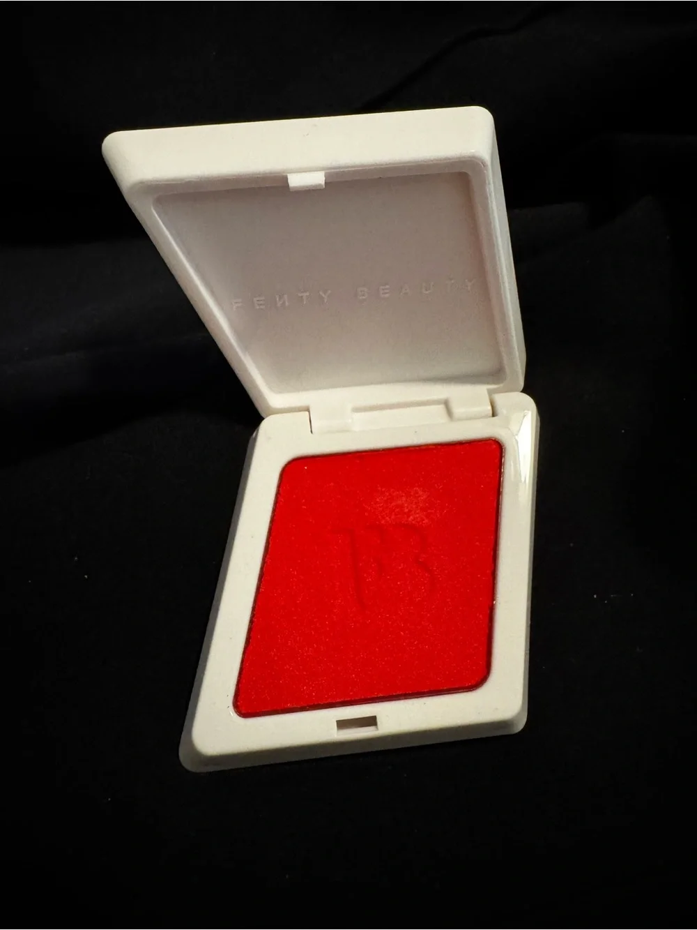 Fenty Beauty Fenty Cheeks Suede Powder Blush — Daiquiri Dip (06)